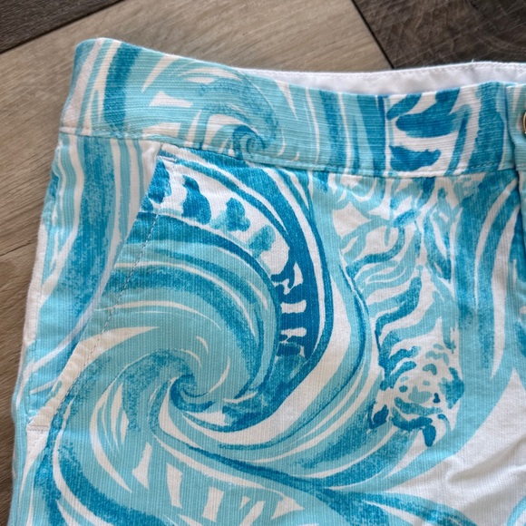 Lilly Pulitzer The Buttercup Scalloped Shorts - Picture 4 of 13